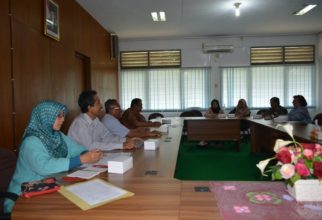 Rapat Koordinasi Kegiatan Pembekalan Calon Wisuda