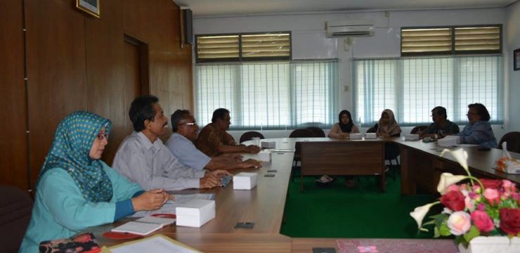 Rapat Koordinasi Kegiatan Pembekalan Calon Wisuda