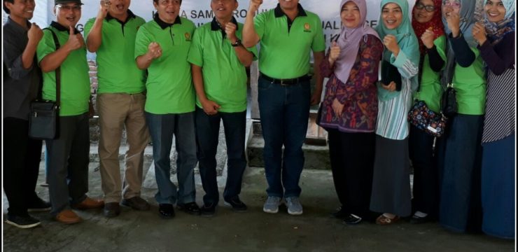 DEKAN FAPERTA UNSOED GELORAKAN SEMANGAT PETANI PENANGKAR BENIH  PADI INPAGO UNSOED 1 DI PURWOREJO