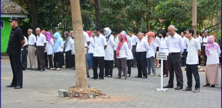 TIGA TENAGA KEPENDIDIKAN FAKULTAS PERTANIAN UNSOED MERAIH PRESTASI TINGKAT UNSOED