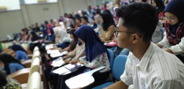 200 MAHASISWA MENGIKUTI KULIAH UMUM FOOD SCIENCE AND TECHNOLOGY  “PERAN MUTU DALAM MENYONGSONG ERA INDUSTRI 4.0”