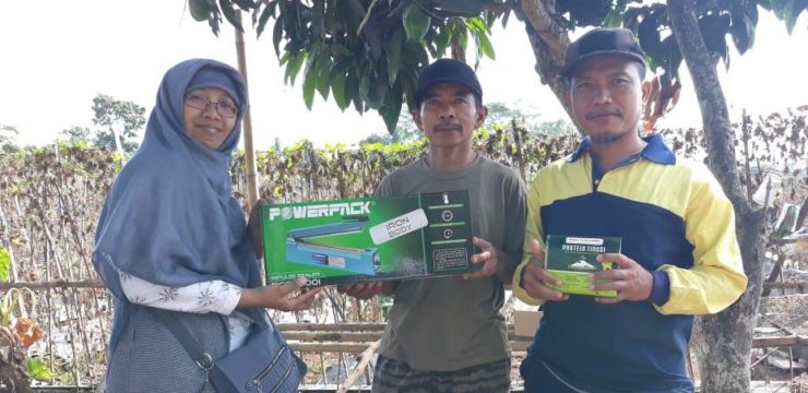 Dosen Agroteknologi Kenalkan Varietas Padi Penghasil Beras Khusus kepada Petani Desa Dawuhan, Purbalingga