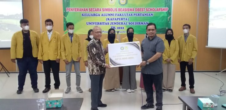 Penyerahan Simbolis DBEST SCHOLARSHIP Keluarga Alumni Fakultas Pertanian (Kafaperta) Universitas Jenderal Soedirman Tahun 2022